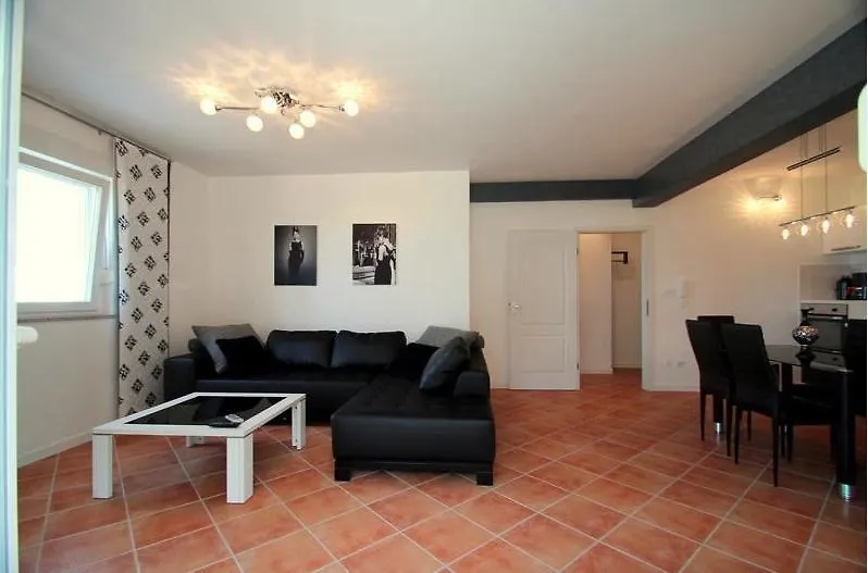 4 Star Apartments With Sea View In Zambratija